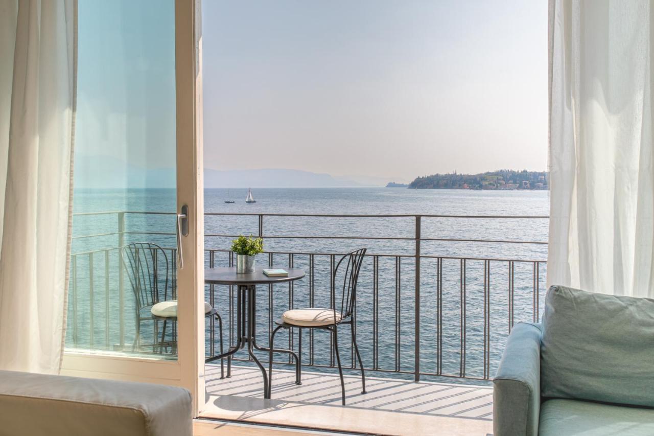 Luxury Lake View Apartments Salò Eksteriør bilde