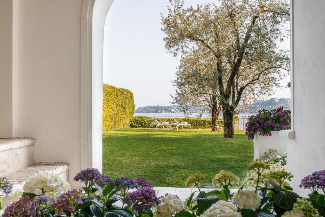 Luxury Lake View Apartments Salò Eksteriør bilde